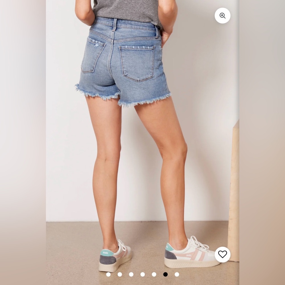 Evereve Denim Shorts - Picture 5 of 5